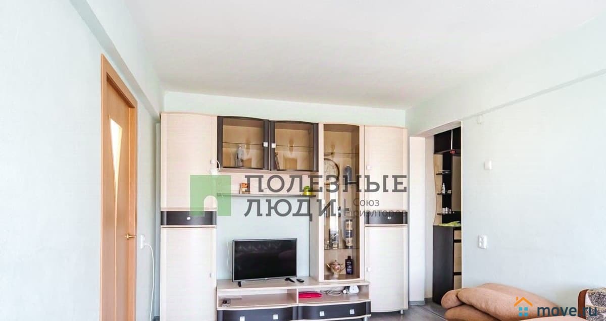 3-комн. квартира, 49.3 м²