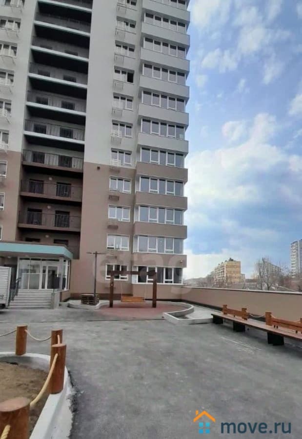 студия, 61 м²