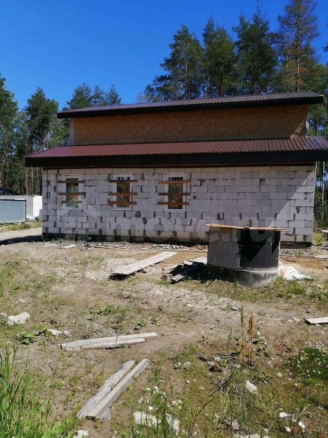 дом, 176.2 м², 12 соток
