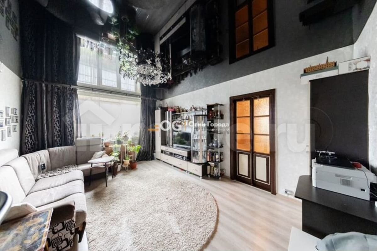 дом, 187.7 м², 15 соток