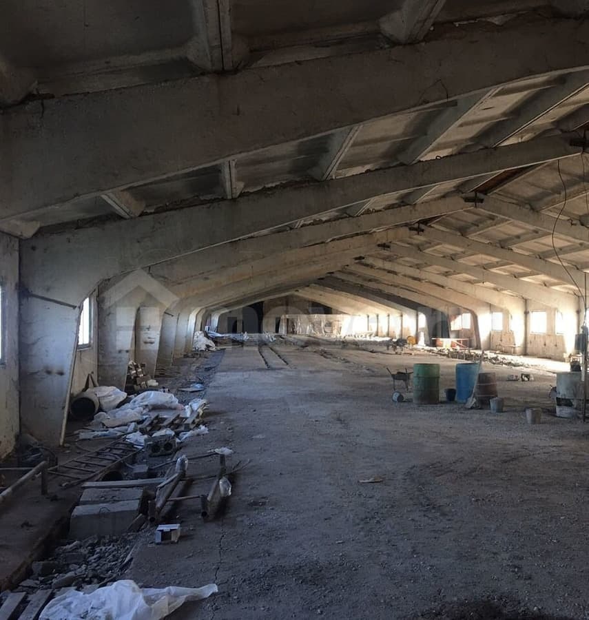 свободного назначения, 2000 м²