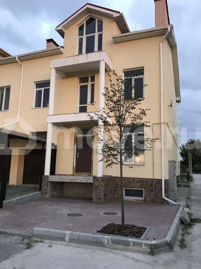 коттедж, 362.8 м², 4 сотки
