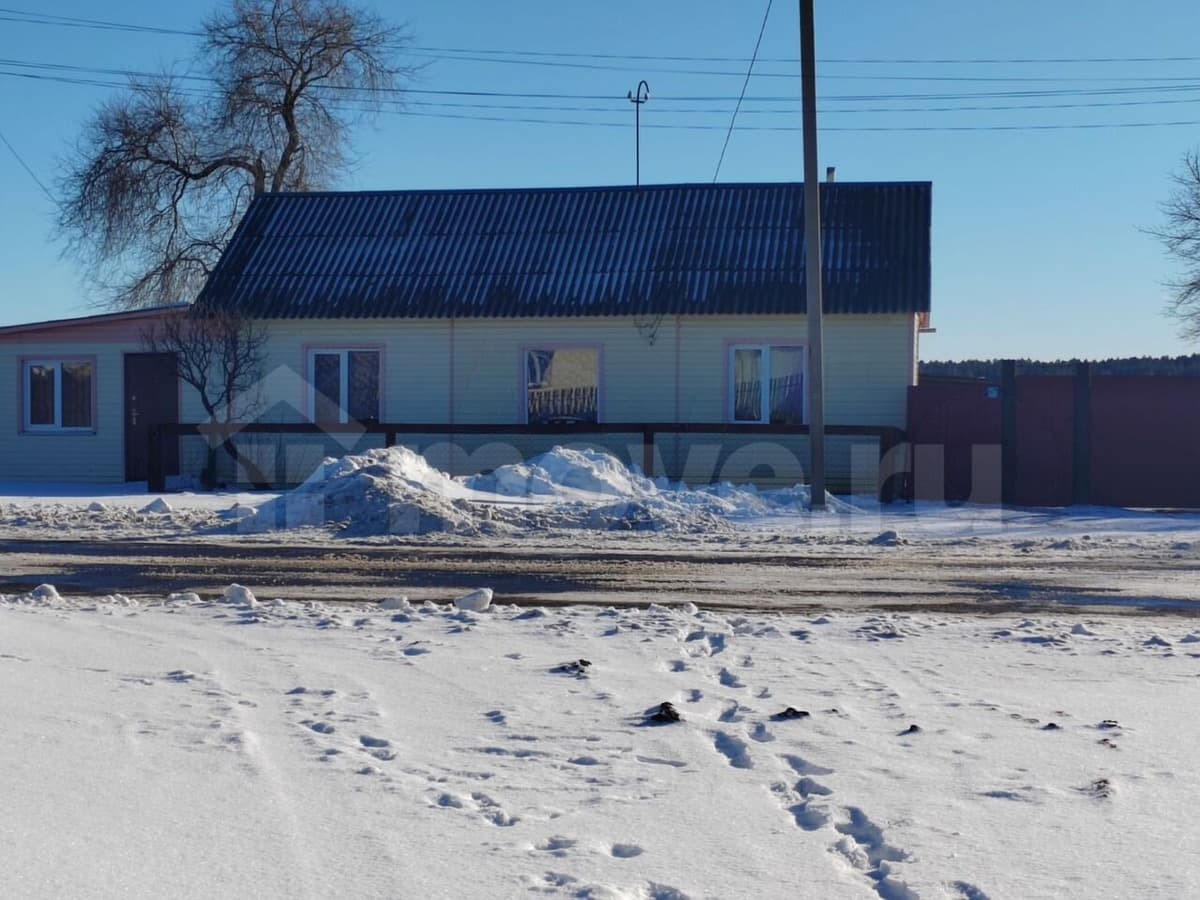 дом, 134 м², 17 соток
