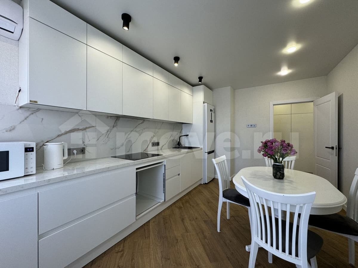 3-комн. квартира, 81.3 м²
