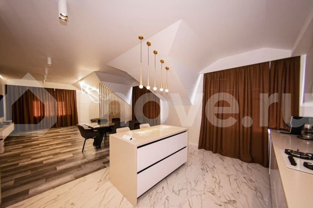 3-комн. квартира, 154.3 м²