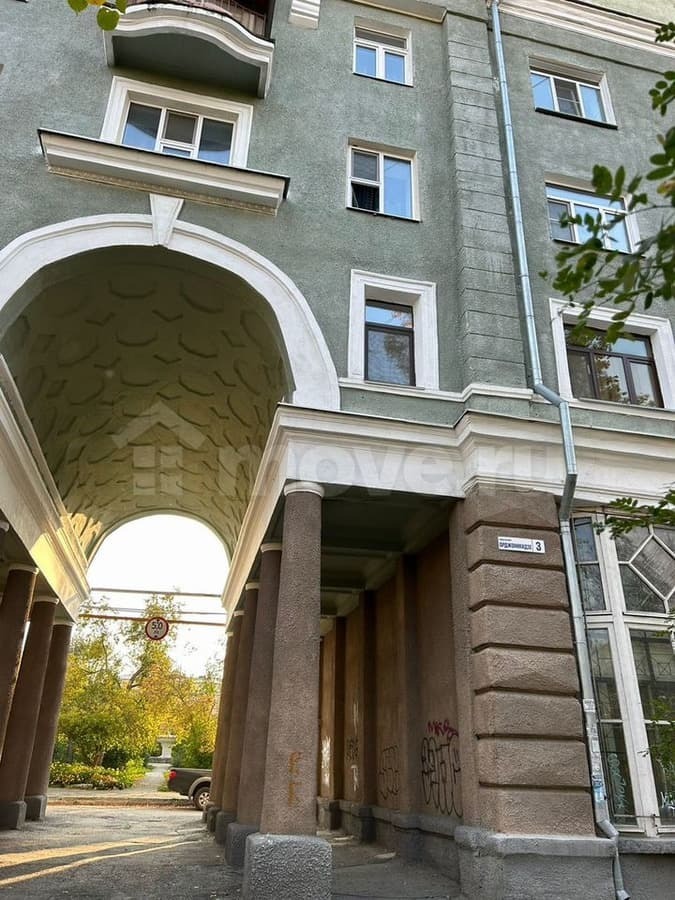 3-комн. квартира, 109.8 м²