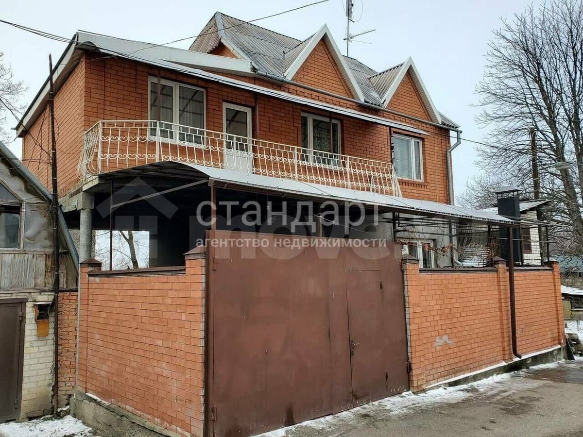 дом, 152 м², 1.3 сотки