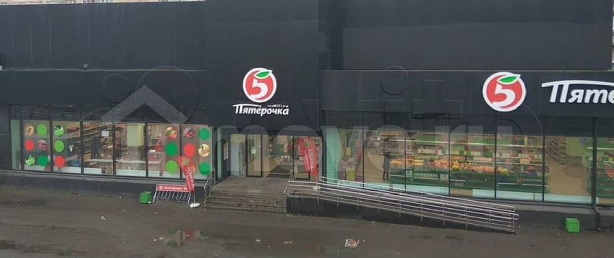 торговое помещение, 560 м²
