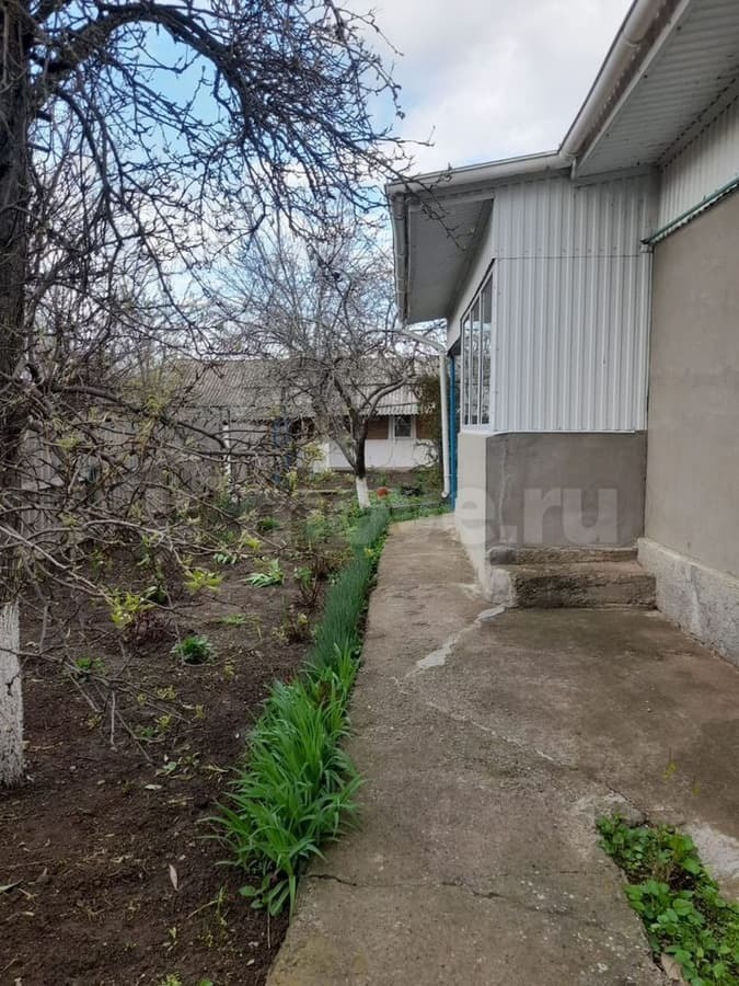 дом, 120 м², 28 соток