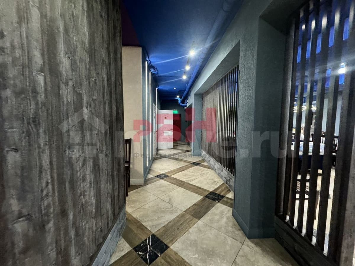 свободного назначения, 360 м²