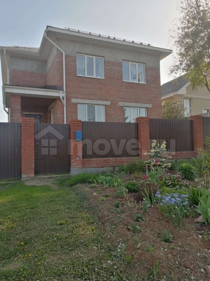 коттедж, 170 м², 9 соток