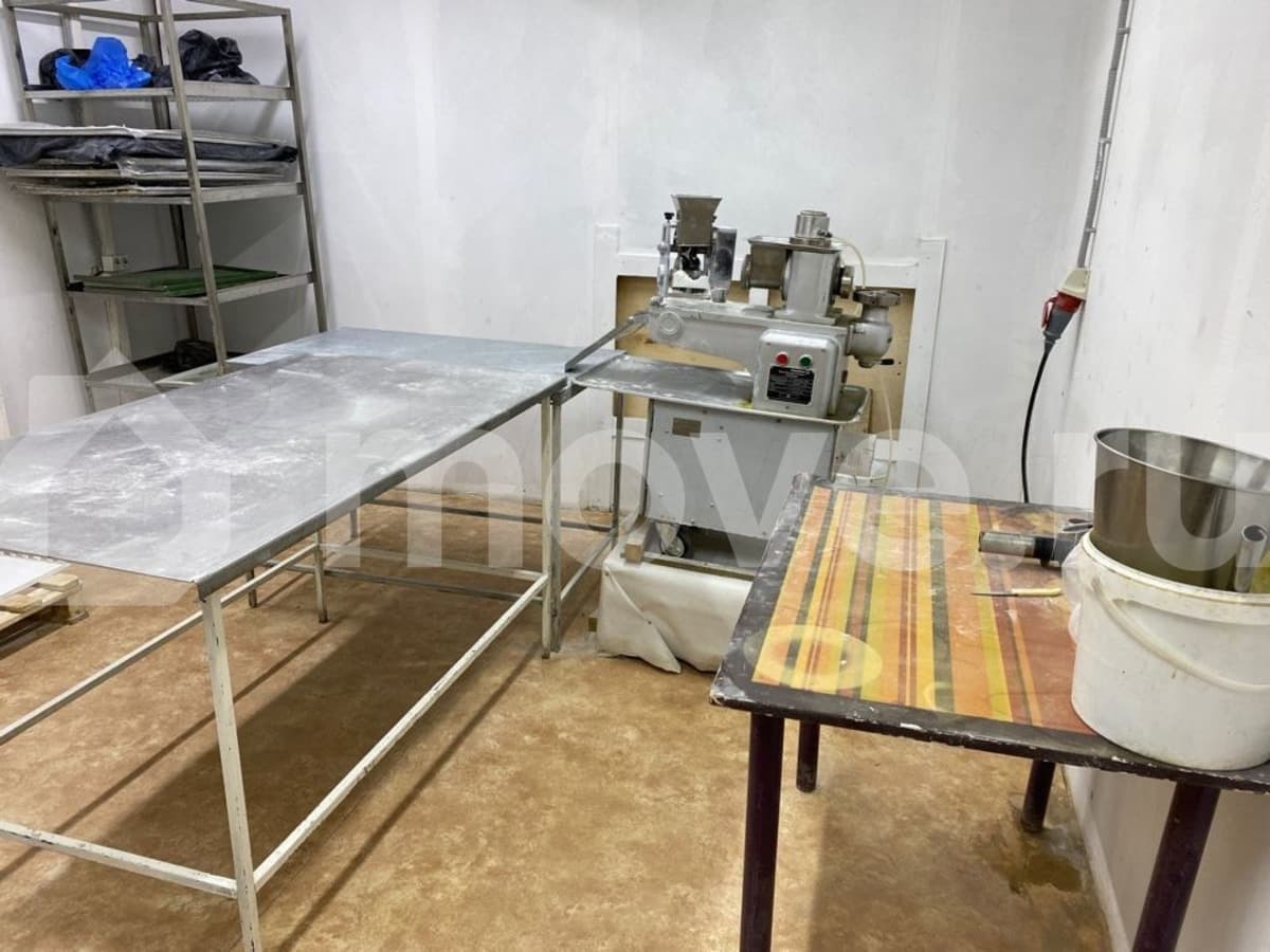 свободного назначения, 300 м²