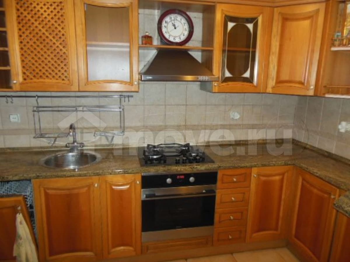дом, 180 м², 4 сотки